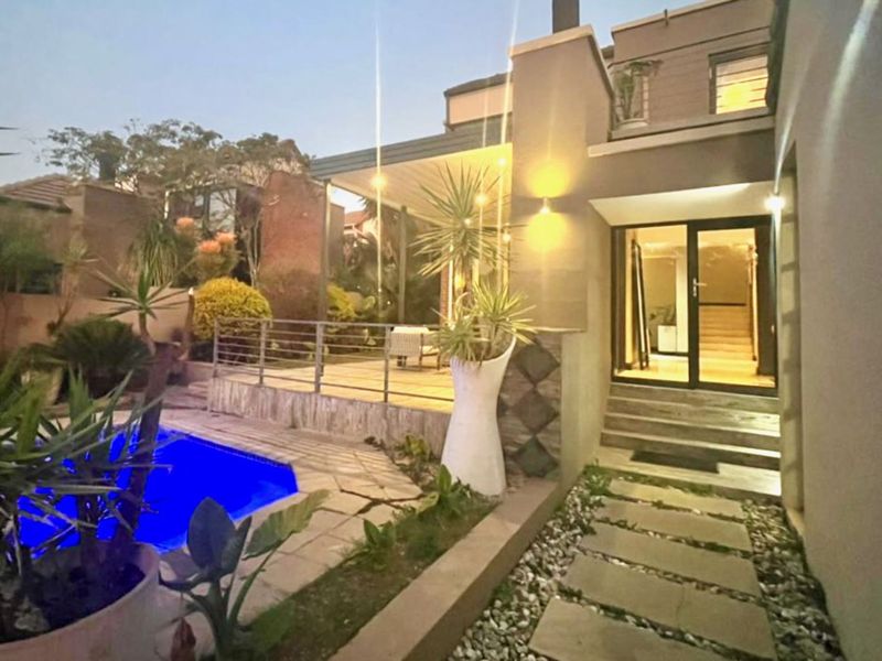 House For Sale in North Riding - Photo 5