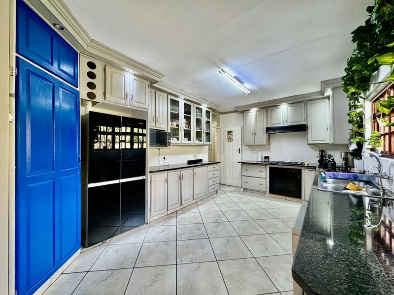 House For Sale in Secunda Central - Photo 10