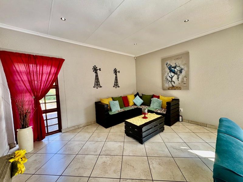 House For Sale in Secunda Central - Photo 8