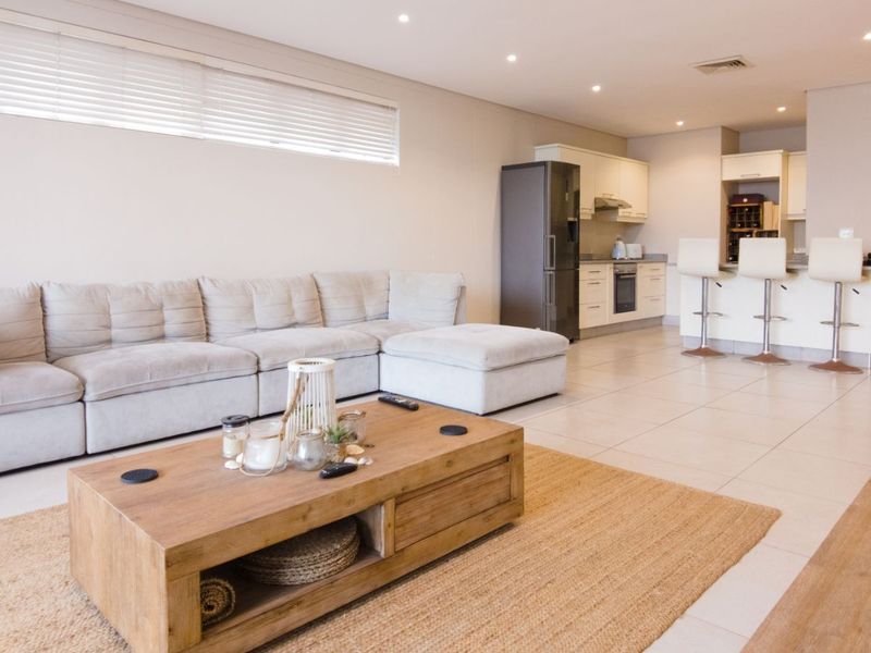 Apartment For Sale in Umhlanga Central - Photo 2