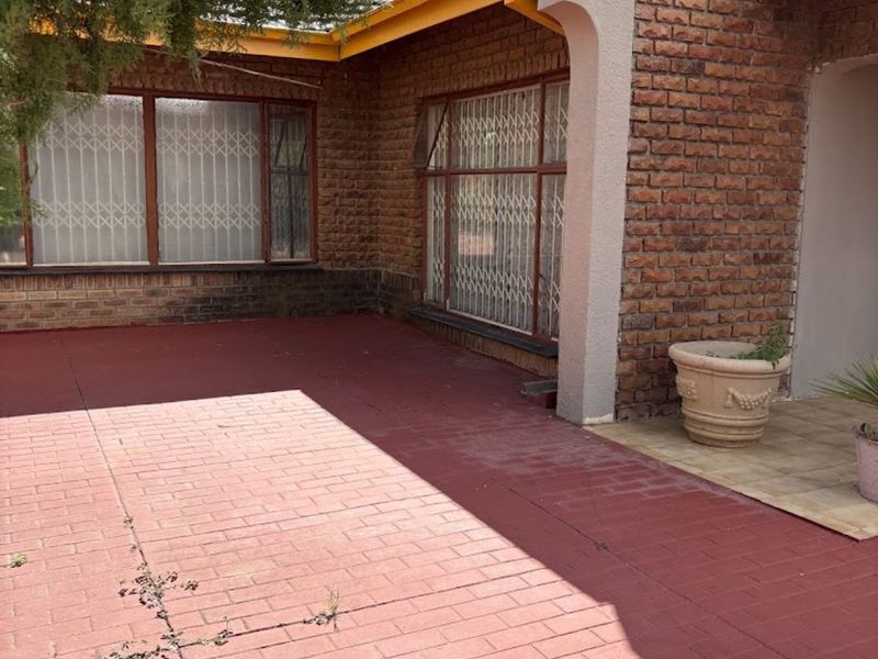 House For Sale in Seshego - Photo 7