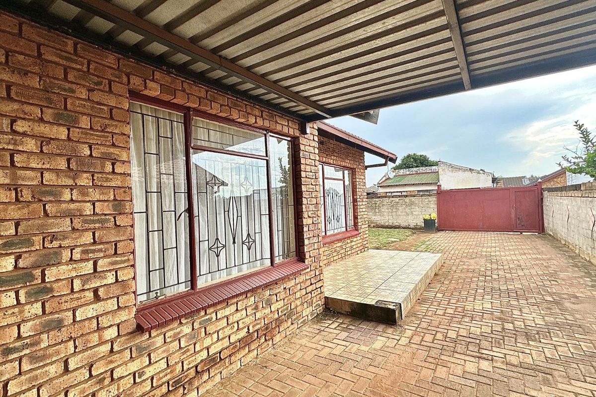 House For Sale in Ekangala - Photo 4