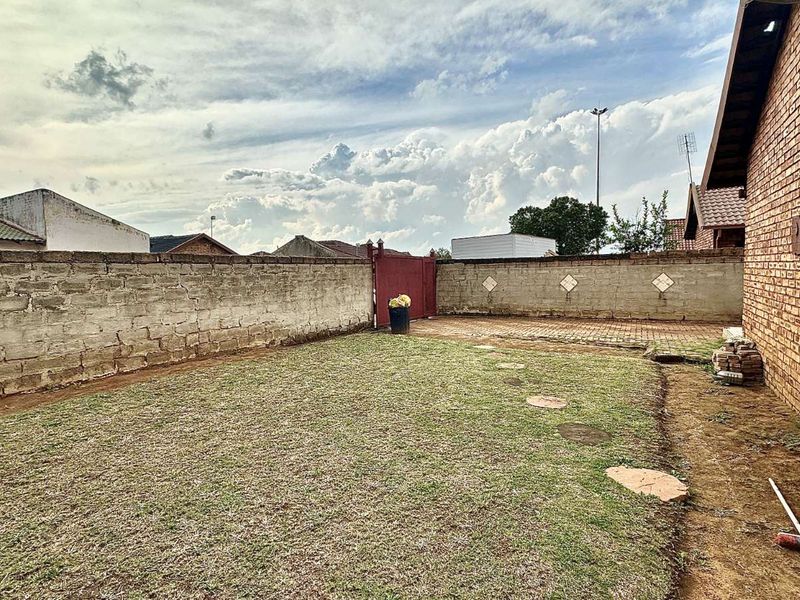 House For Sale in Ekangala - Photo 10