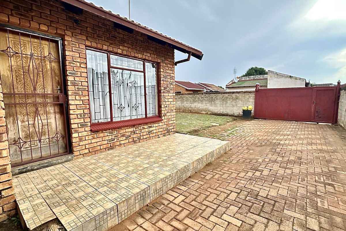 House For Sale in Ekangala - Photo 2