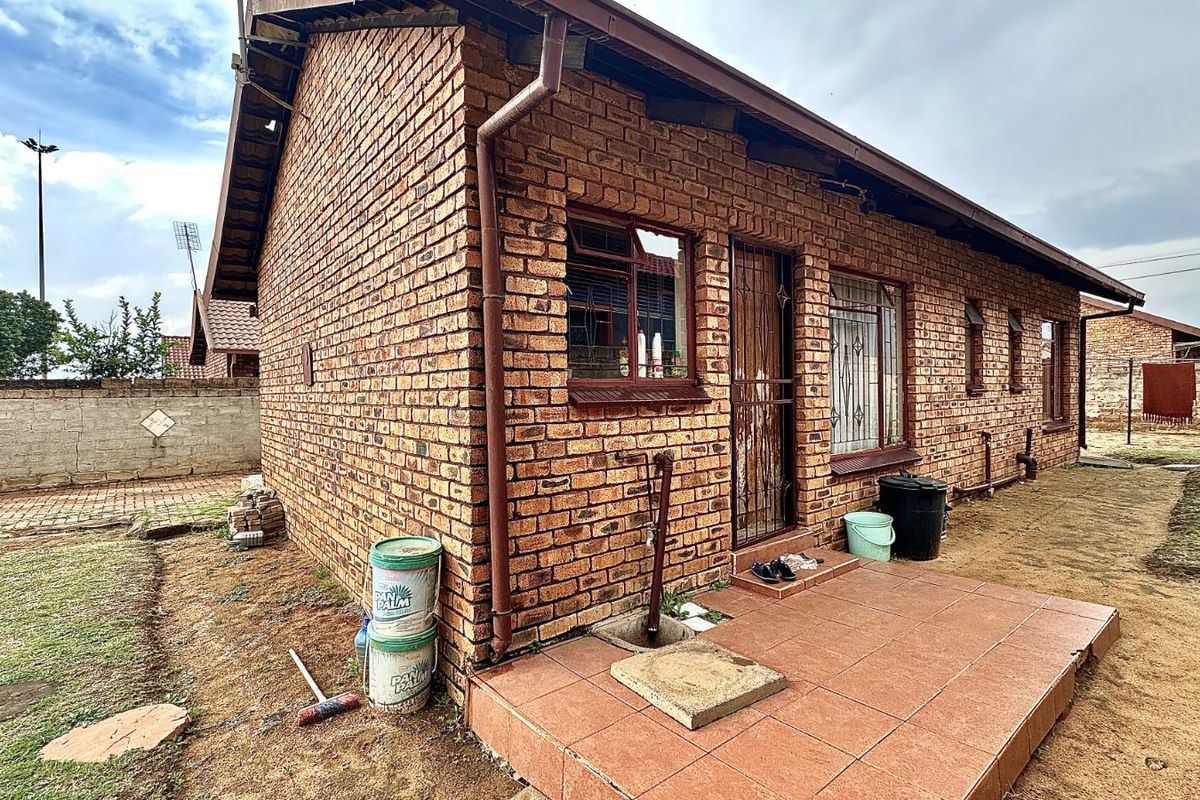 House For Sale in Ekangala - Photo 3