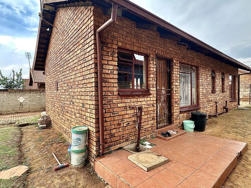 House For Sale in Ekangala - Photo 3