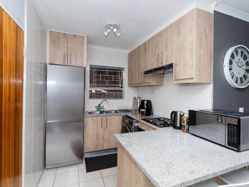 Townhouse For Sale in Honeydew Ridge - Photo 3