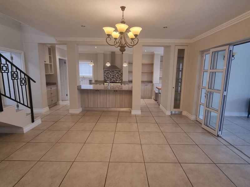 House For Sale in The Village - Photo 10