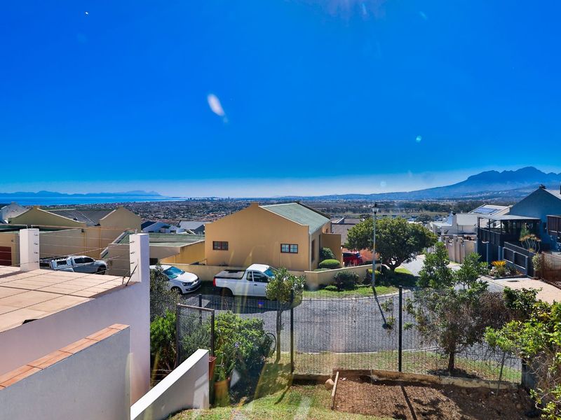 House For Sale in Mansfield - Photo 10