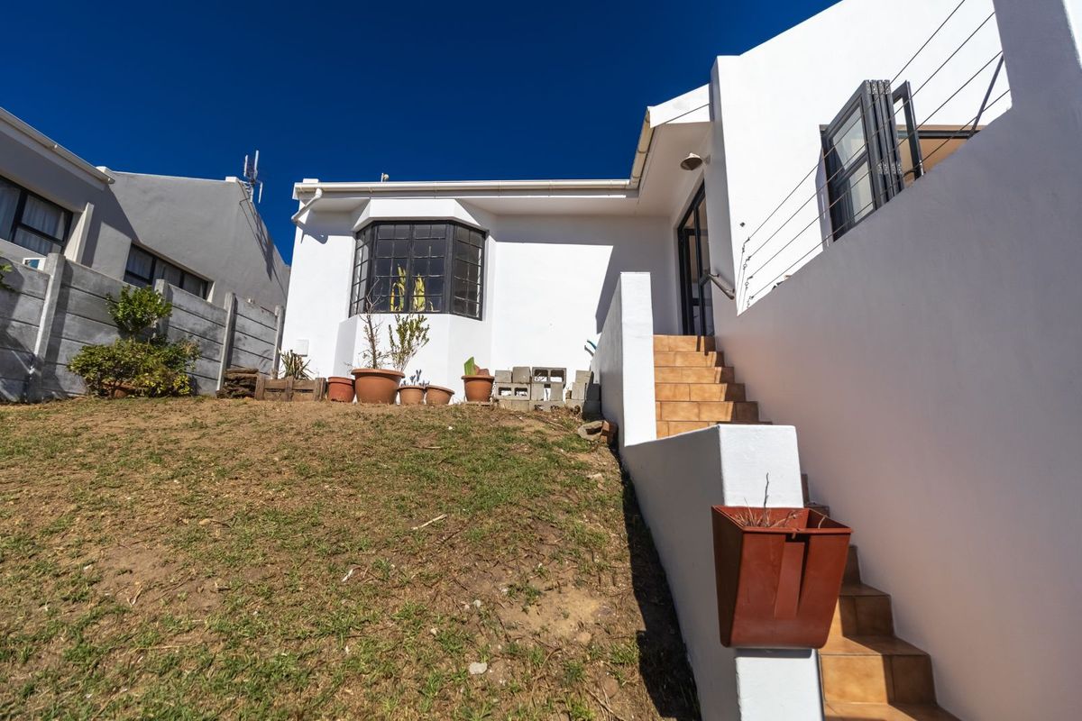 House For Sale in Mansfield - Photo 4