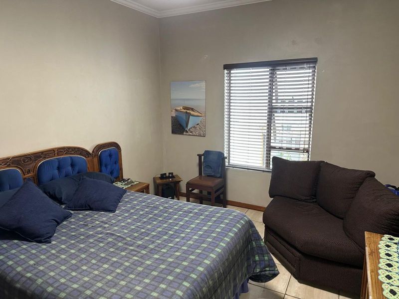 Townhouse For Sale in Terra Nova - Photo 8