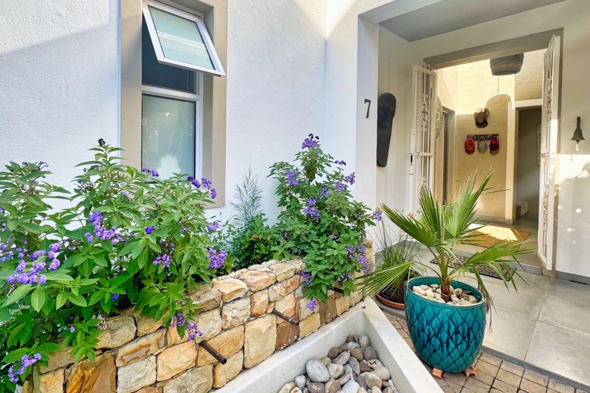 House For Sale in Capolavoro - Photo 3