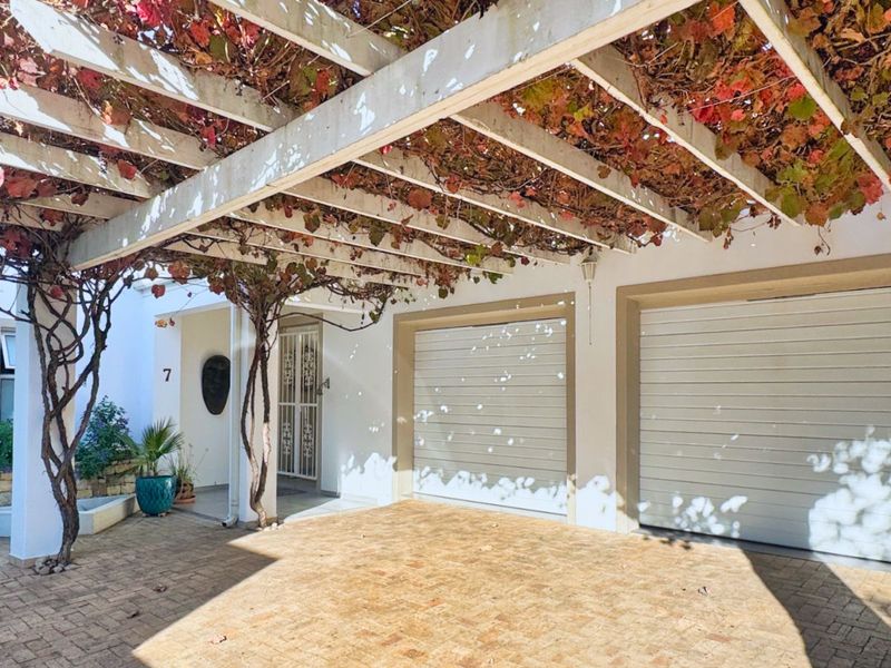 House For Sale in Capolavoro - Photo 2