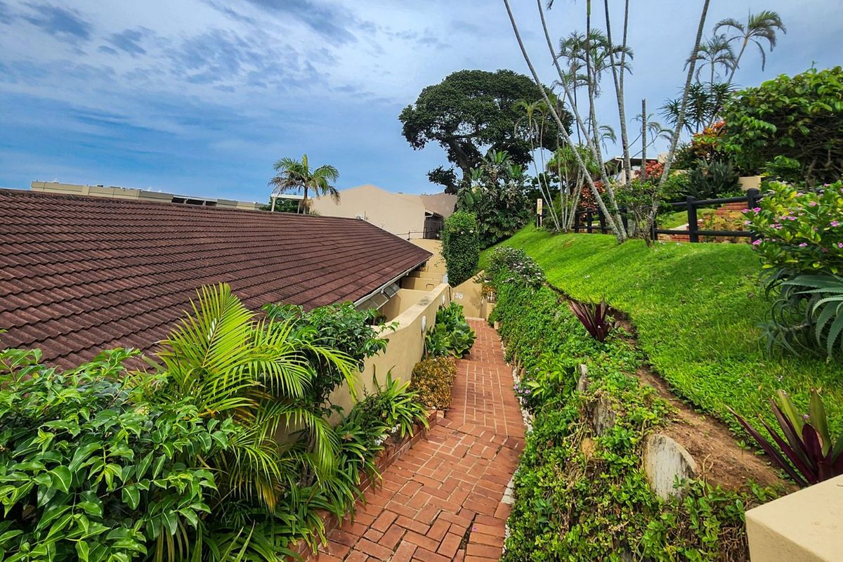 Townhouse For Sale in Shakas Rock - Photo 4