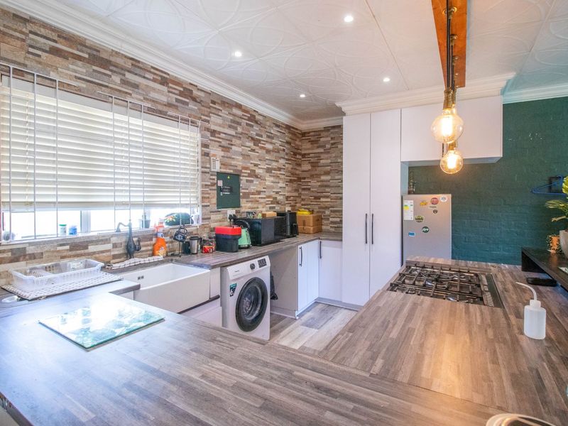 House For Sale in Montagu Central - Photo 9