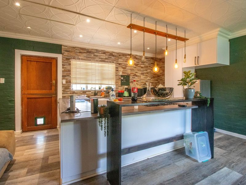 House For Sale in Montagu Central - Photo 6