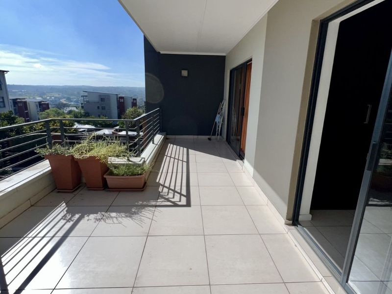 Apartment For Sale in Fourways - Photo 9