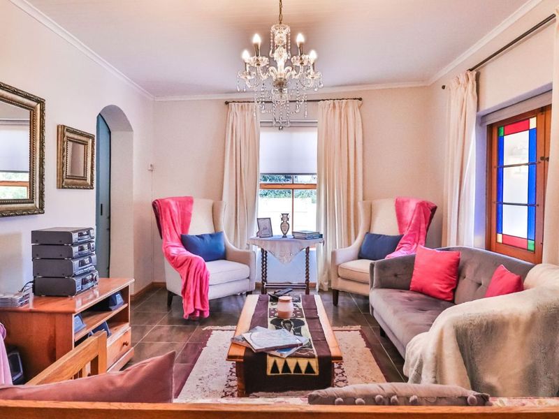 House For Sale in Montagu Central - Photo 2