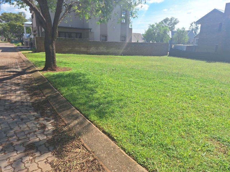 Vacant Land Residential For Sale in Cullinan Central - Photo 3