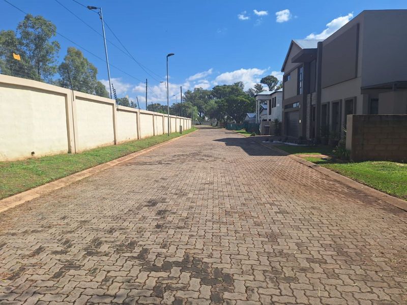 Vacant Land Residential For Sale in Cullinan Central - Photo 6