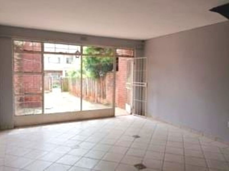 House For Sale in Windsor West - Photo 7