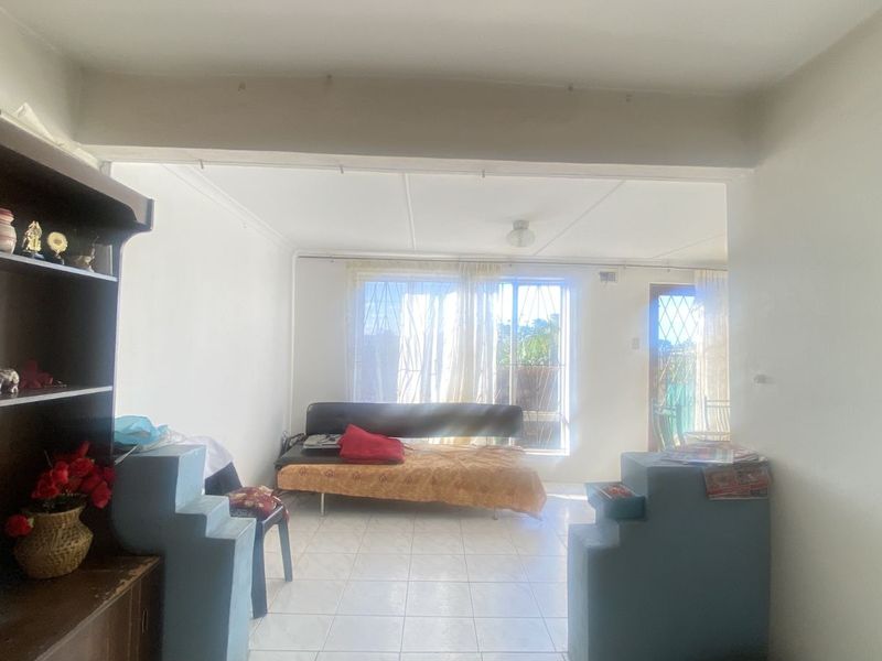 House For Sale in Greenbury - Photo 10