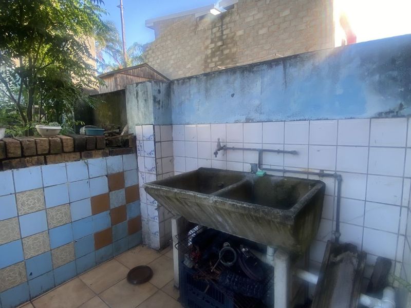 House For Sale in Greenbury - Photo 3