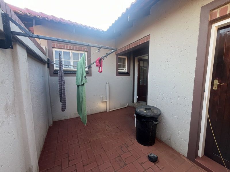 Townhouse For Sale in Mookgopong Central - Photo 9