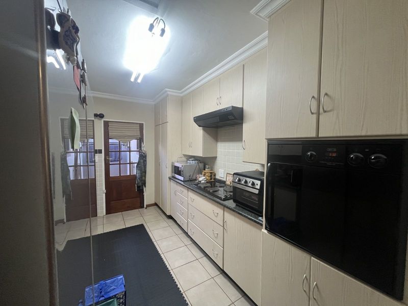 Townhouse For Sale in Mookgopong Central - Photo 8