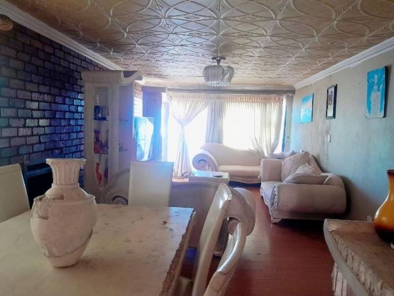 House For Sale in Esther Park - Photo 8