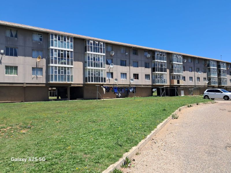 Apartment For Sale in Algoa Park - Photo 5