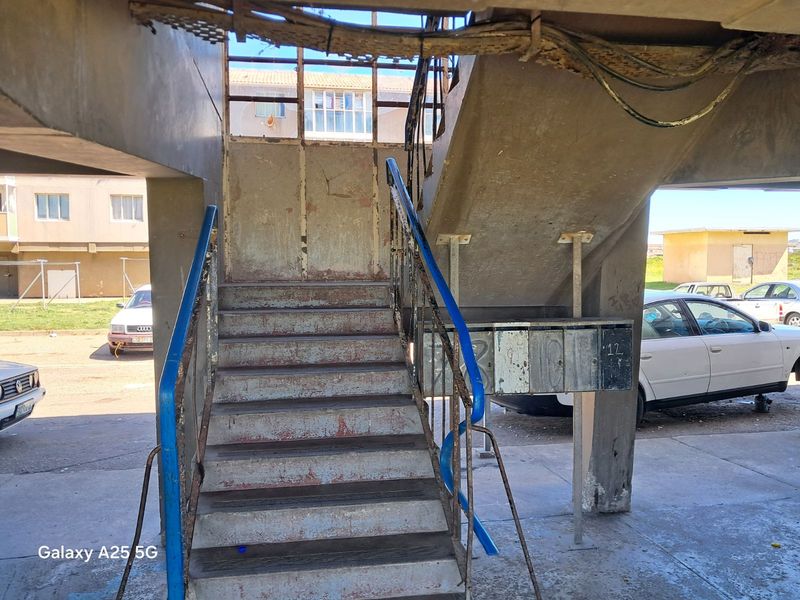 Apartment For Sale in Algoa Park - Photo 3