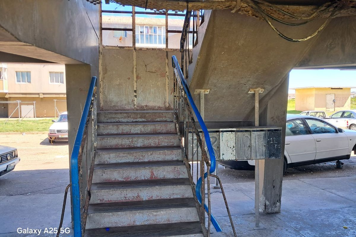 Apartment For Sale in Algoa Park - Photo 3