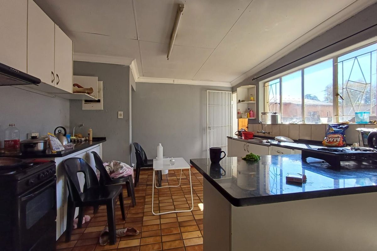 House For Sale in Randlespark - Photo 5