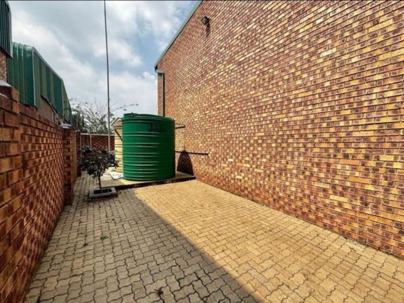 Industrial For Sale in Secunda Central - Photo 7