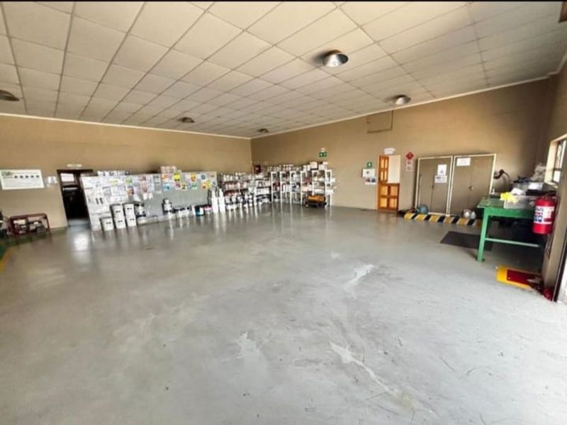 Industrial For Sale in Secunda Central - Photo 3
