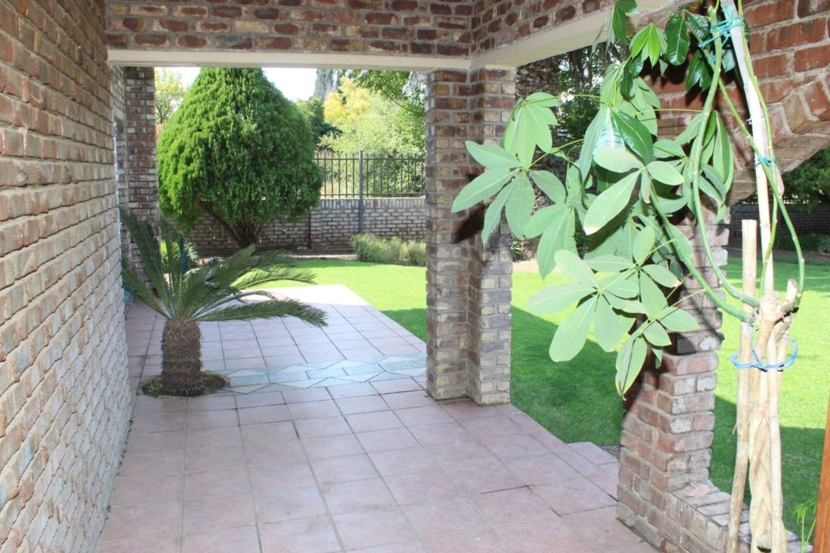 House For Sale in Christiana Central - Photo 5