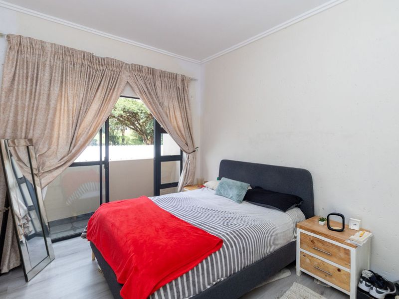 Apartment For Sale in Jackal Creek Golf Estate - Photo 7