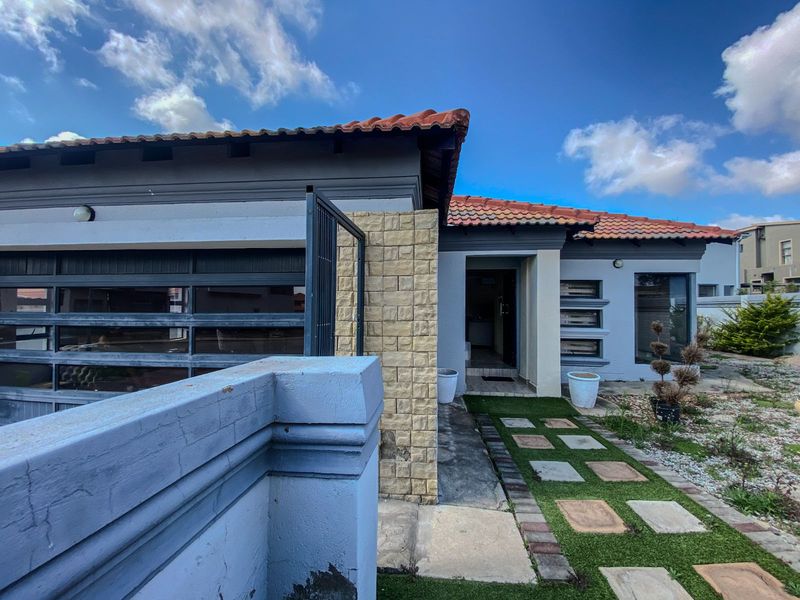 House For Sale in Woodhill Estate - Photo 5