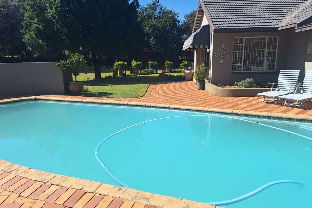 House For Sale in Cullinan Central - Photo 3