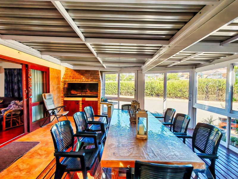 House For Sale in Hartenbos Central - Photo 7