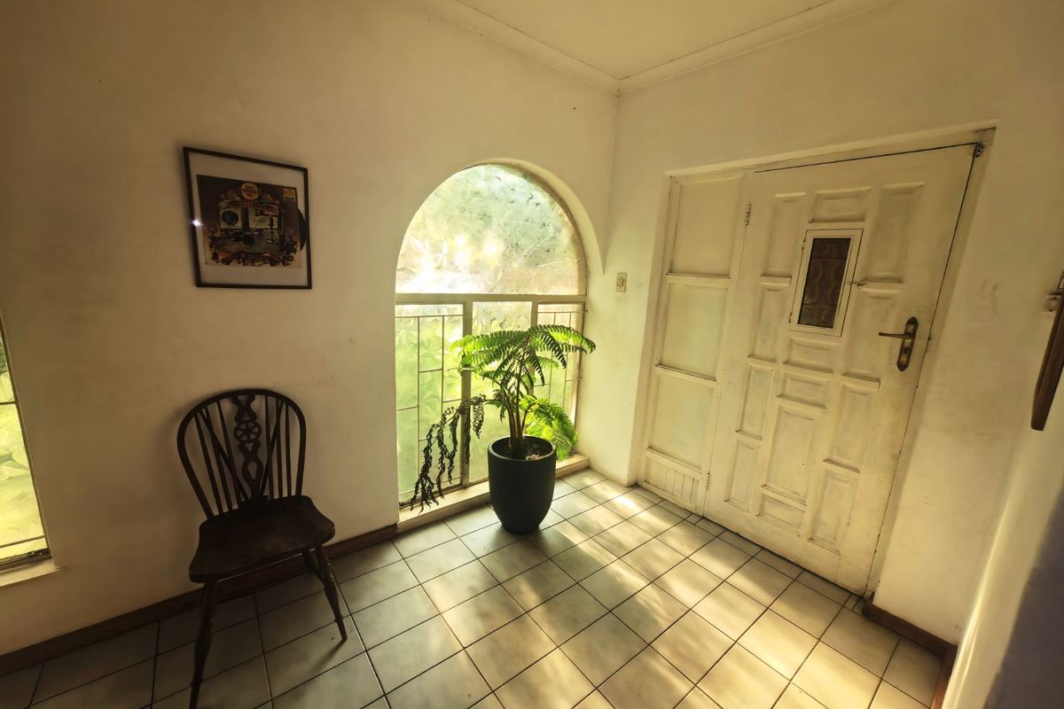 House For Sale in Rooihuiskraal North - Photo 2