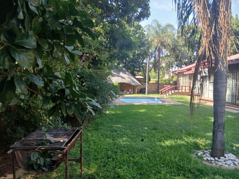 House For Sale in Dorandia - Photo 2