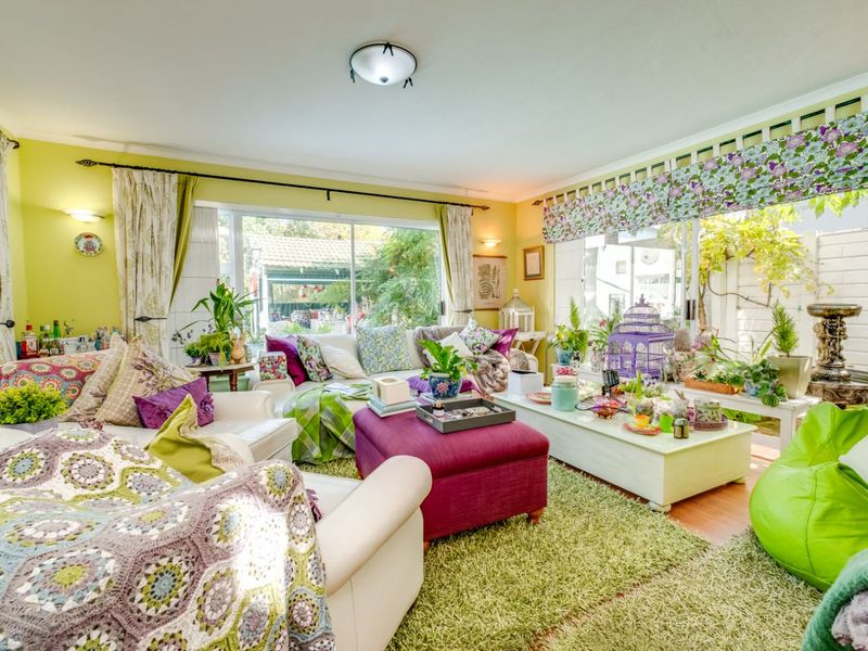 House For Sale in Berario - Photo 3