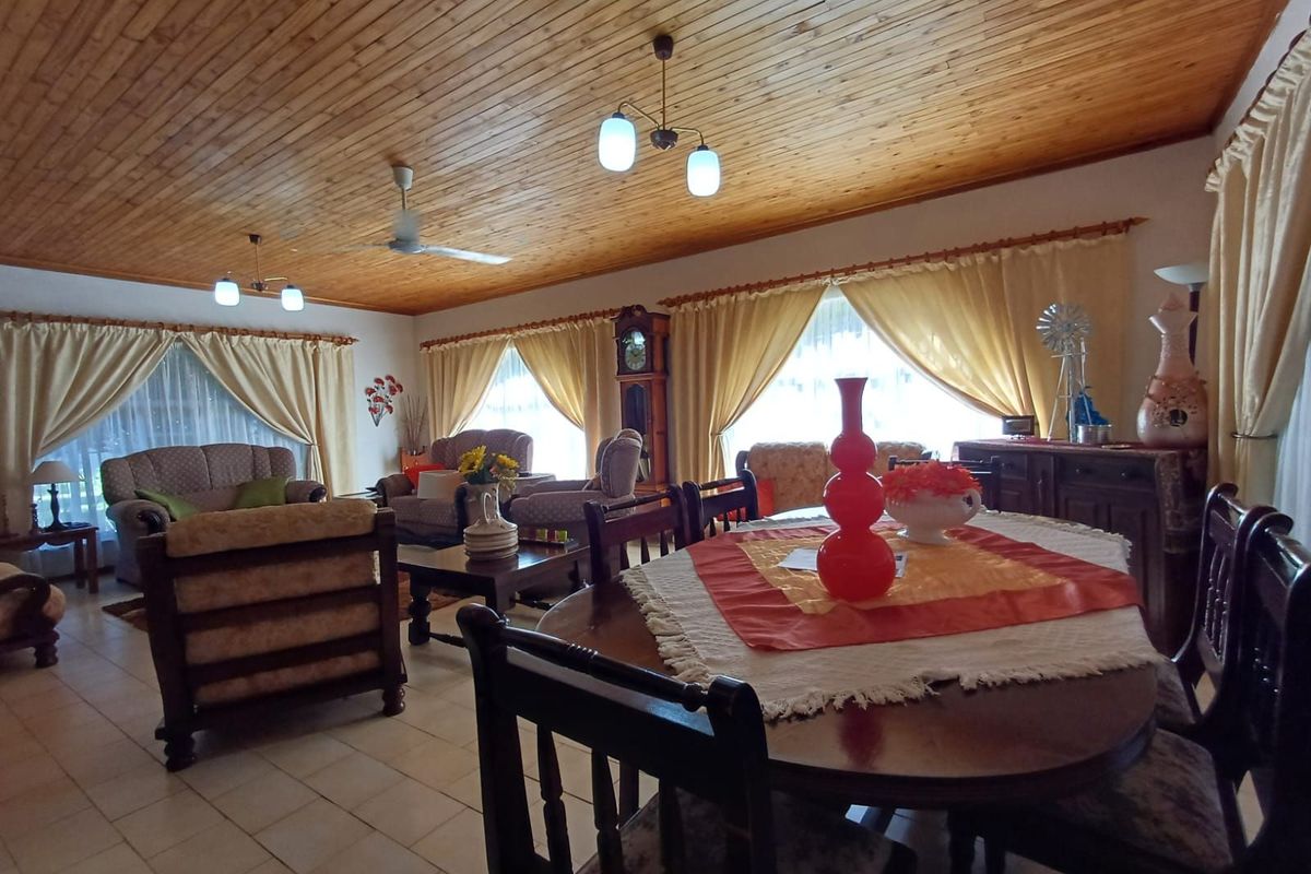 House For Sale in Orkney Central - Photo 3