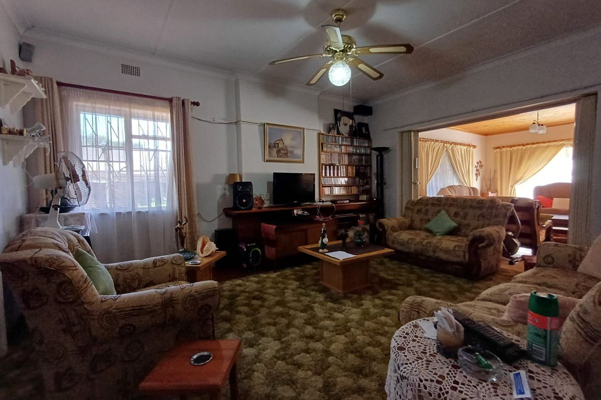 House For Sale in Orkney Central - Photo 4