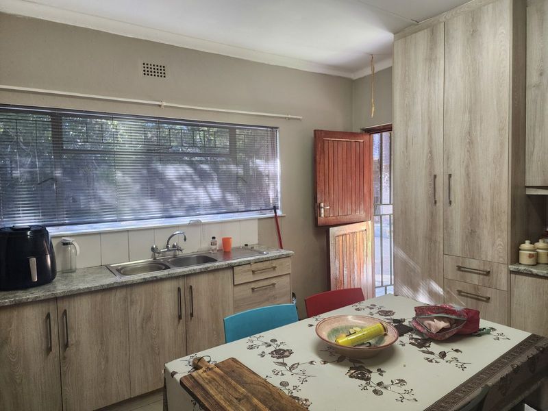 House For Sale in Ashton Central - Photo 10