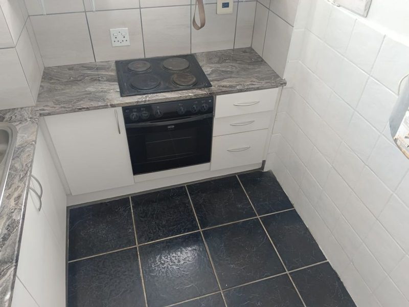 Apartment For Sale in Sunnyside - Photo 9