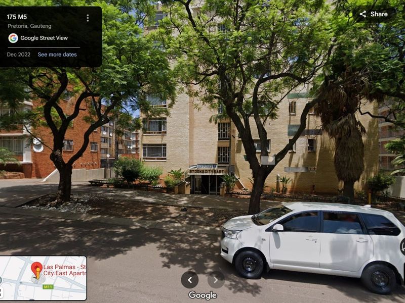 Apartment For Sale in Sunnyside - Photo 2