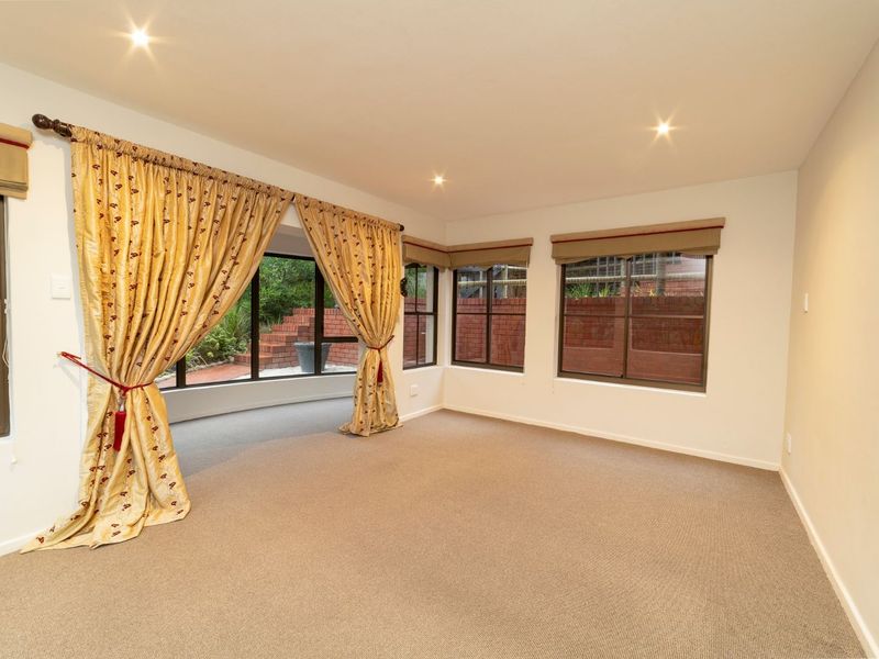 House For Sale in Herolds Bay - Photo 4